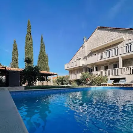 Guest house Mediterranea Bol