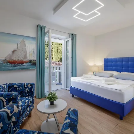 Mediterranea 4*
