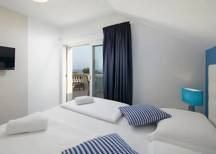 Mediterranea 4* Bol